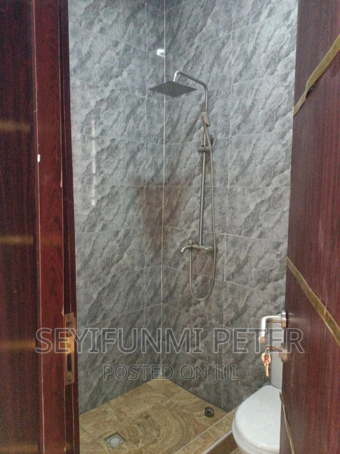 Furnished 4bdrm Townhouse / Terrace in Unilag Estate Magodo for rent