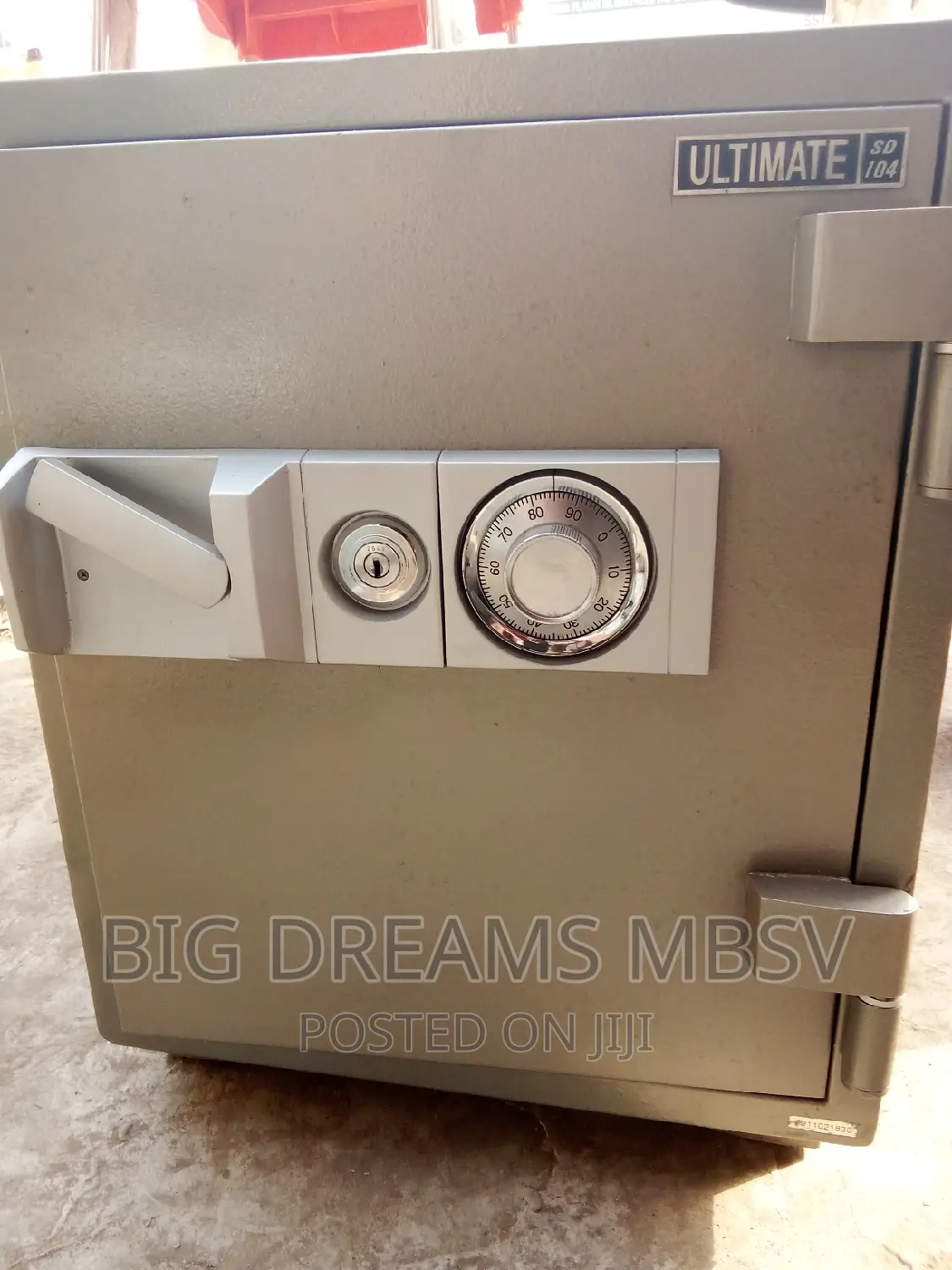 Ult 104 (Manual) Fireproof Safe