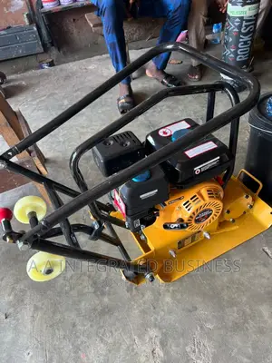 Plate Compactor C60 Honda