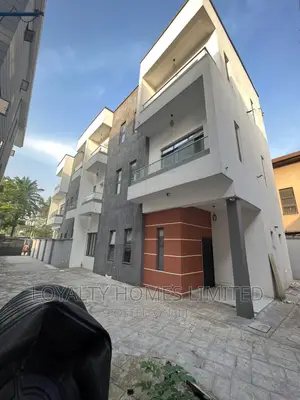 Furnished 4bdrm Duplex in Ikeja for sale