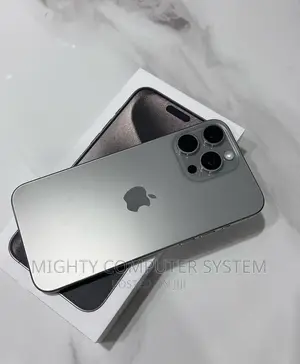 New Apple iPhone 15 Pro Max 256 GB Silver