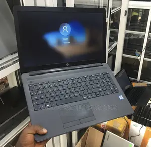 Laptop HP 250 G7 4GB Intel SSD 128GB