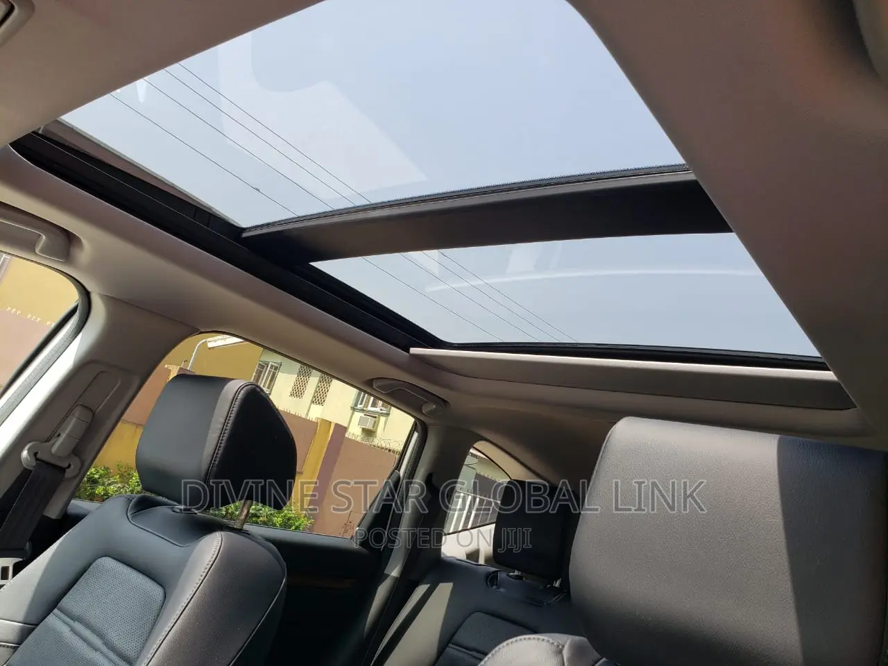 Honda CR-V Touring 2021 White