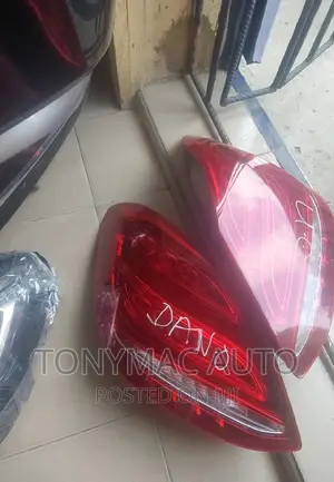 Mercedes-Benz C300 2015,2016 Back Lights LED