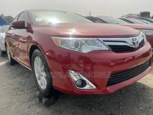 Toyota Camry LE 4dr Sedan (2.5L 4cyl 6A) 2013 Red