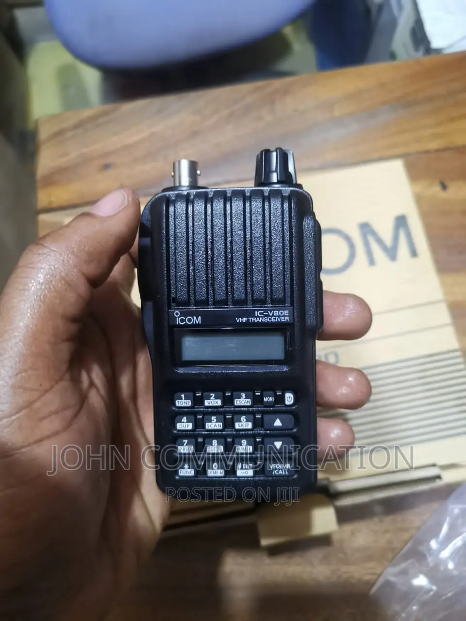 Icom Ic-V80 VHF Transceiver