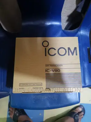 Icom Ic-V80 VHF Transceiver