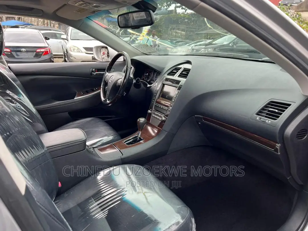 Lexus ES 350 2010 Silver