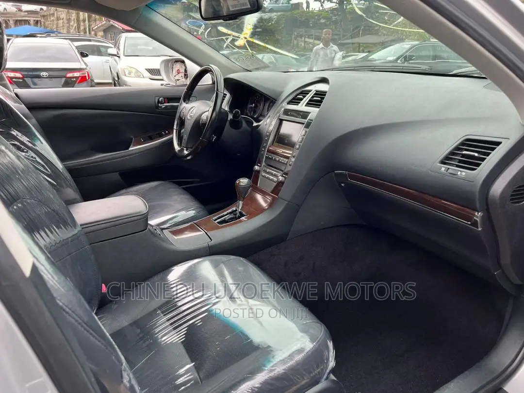 Lexus ES 350 2010 Silver