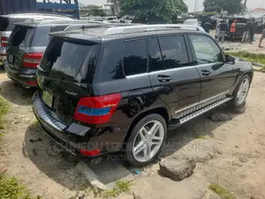Mercedes-Benz GLK-Class 350 4MATIC 2011 Black