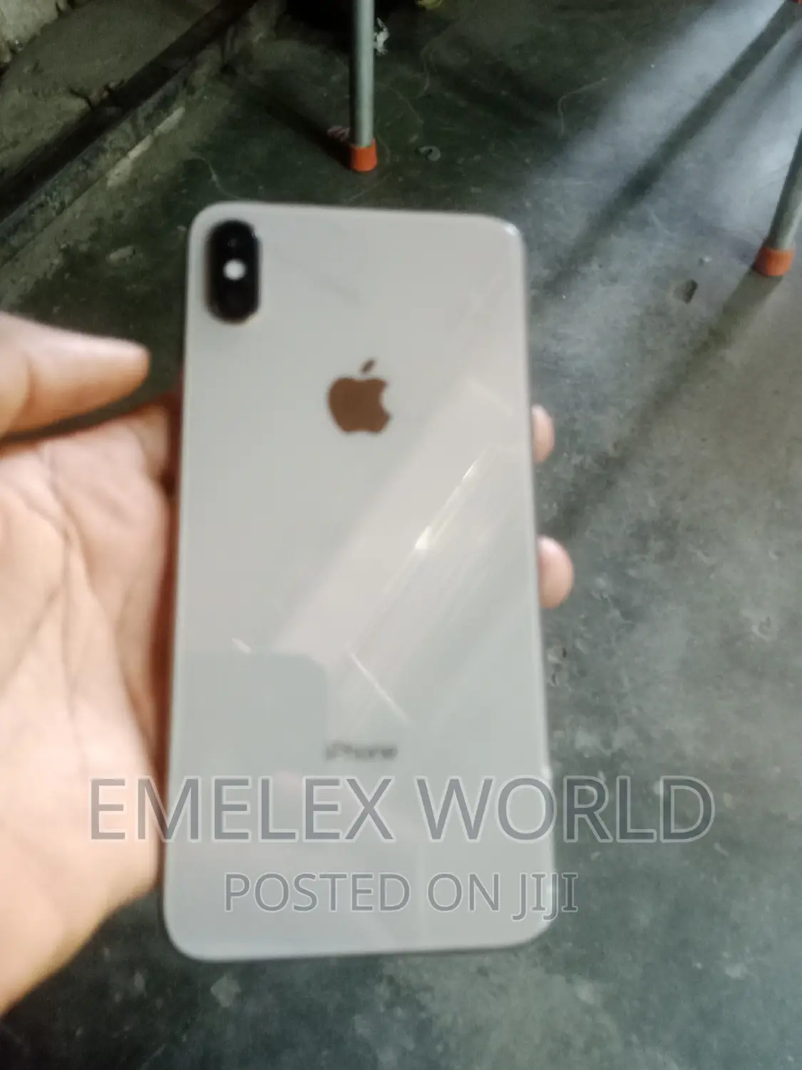 Apple iPhone XS Max 64 GB White