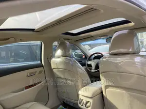 Lexus ES 350 2011 White