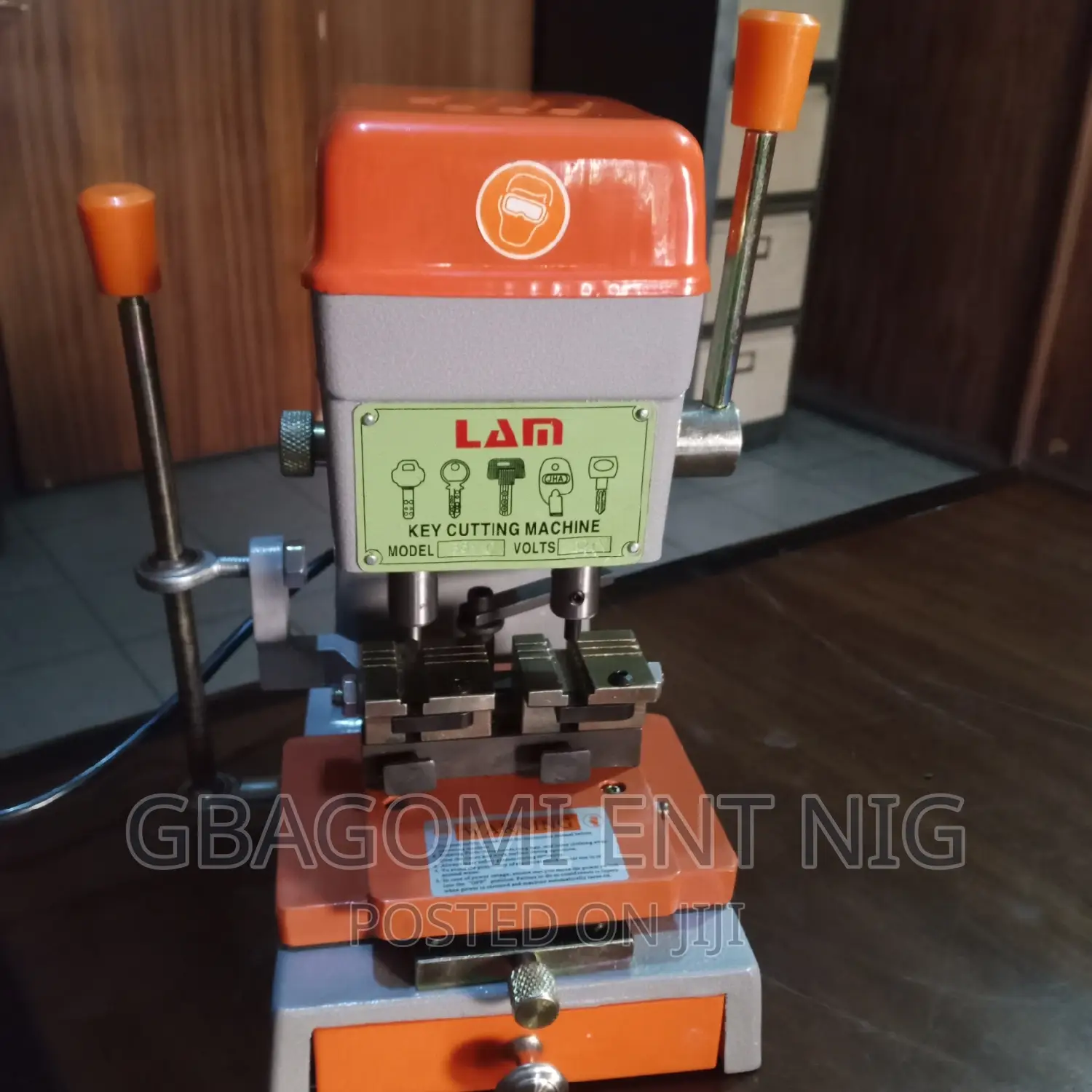 Automotive Locksmith