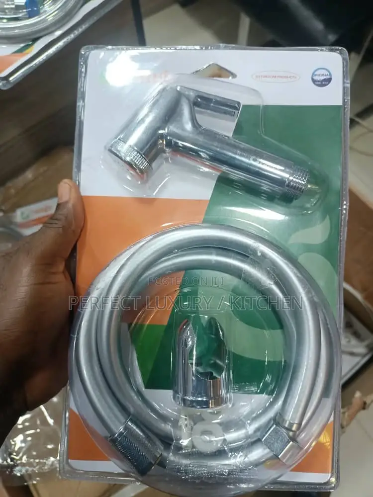 Bum Washer