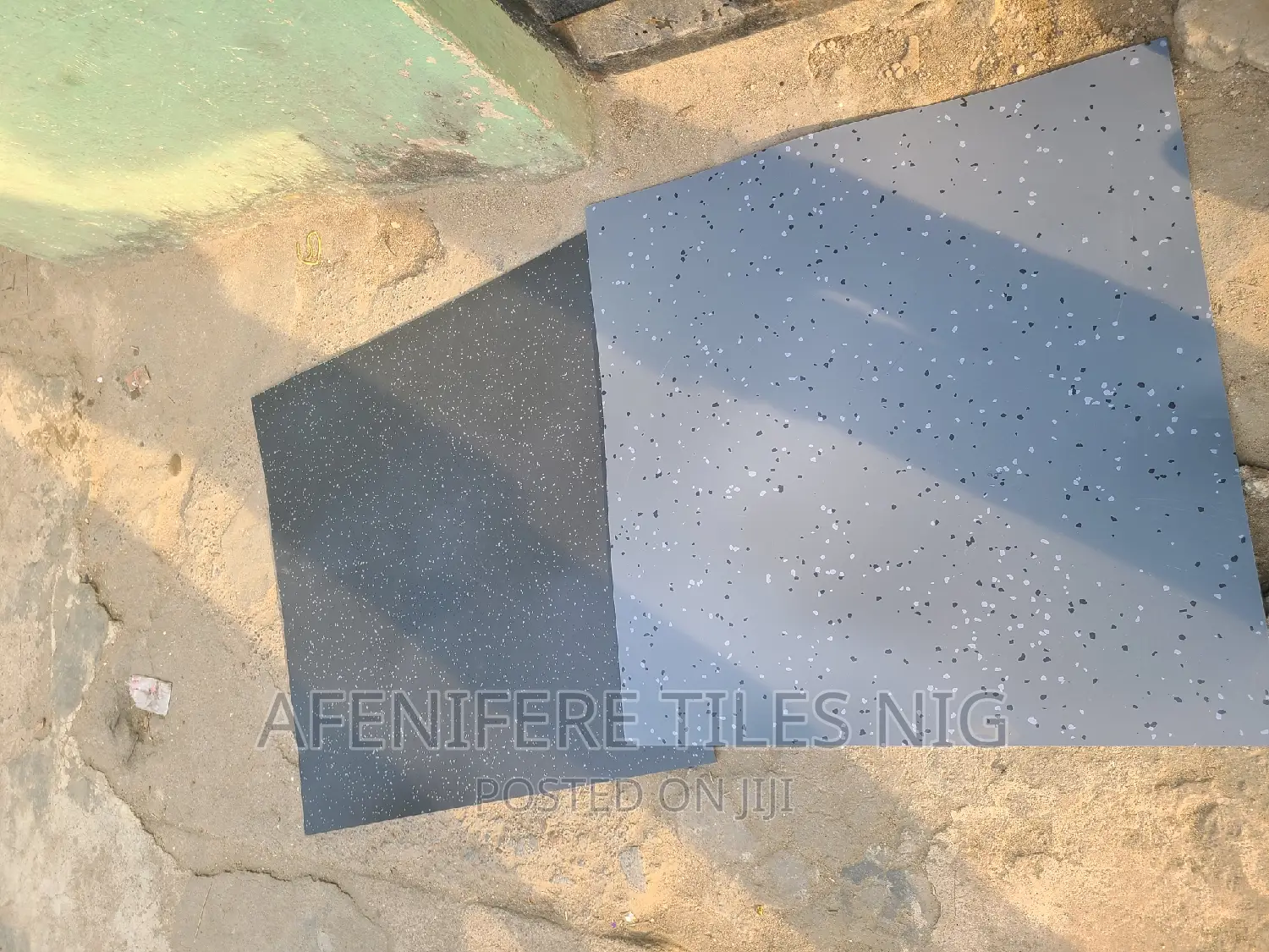 60x60 Quality Thick Rubber Tiles Designed