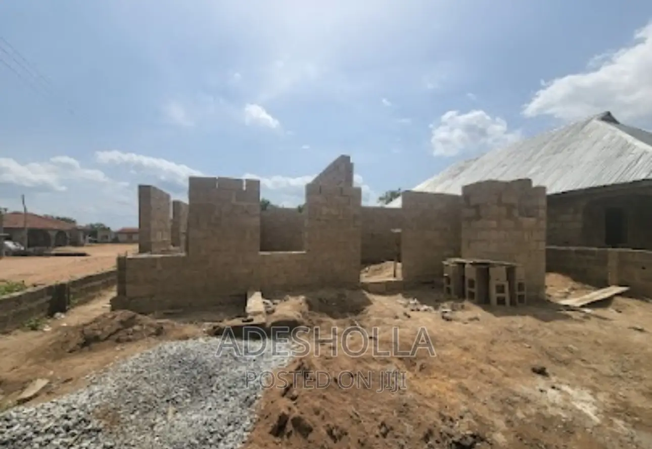 3bdrm Bungalow In Ilorin West For Sale