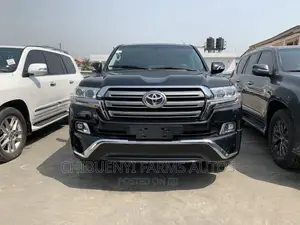 Toyota Land Cruiser 5.7 V8 VXR 2018 Black
