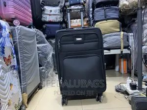 Medium Size Quality Black Good Pathner Travel Luggage
