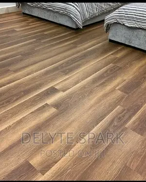 Wooden Laminating Board and Plastic