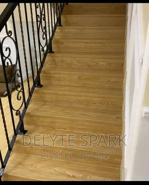Wooden Laminating Board and Plastic