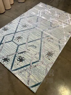 Floral Design Rug (5/7 and 7/10)