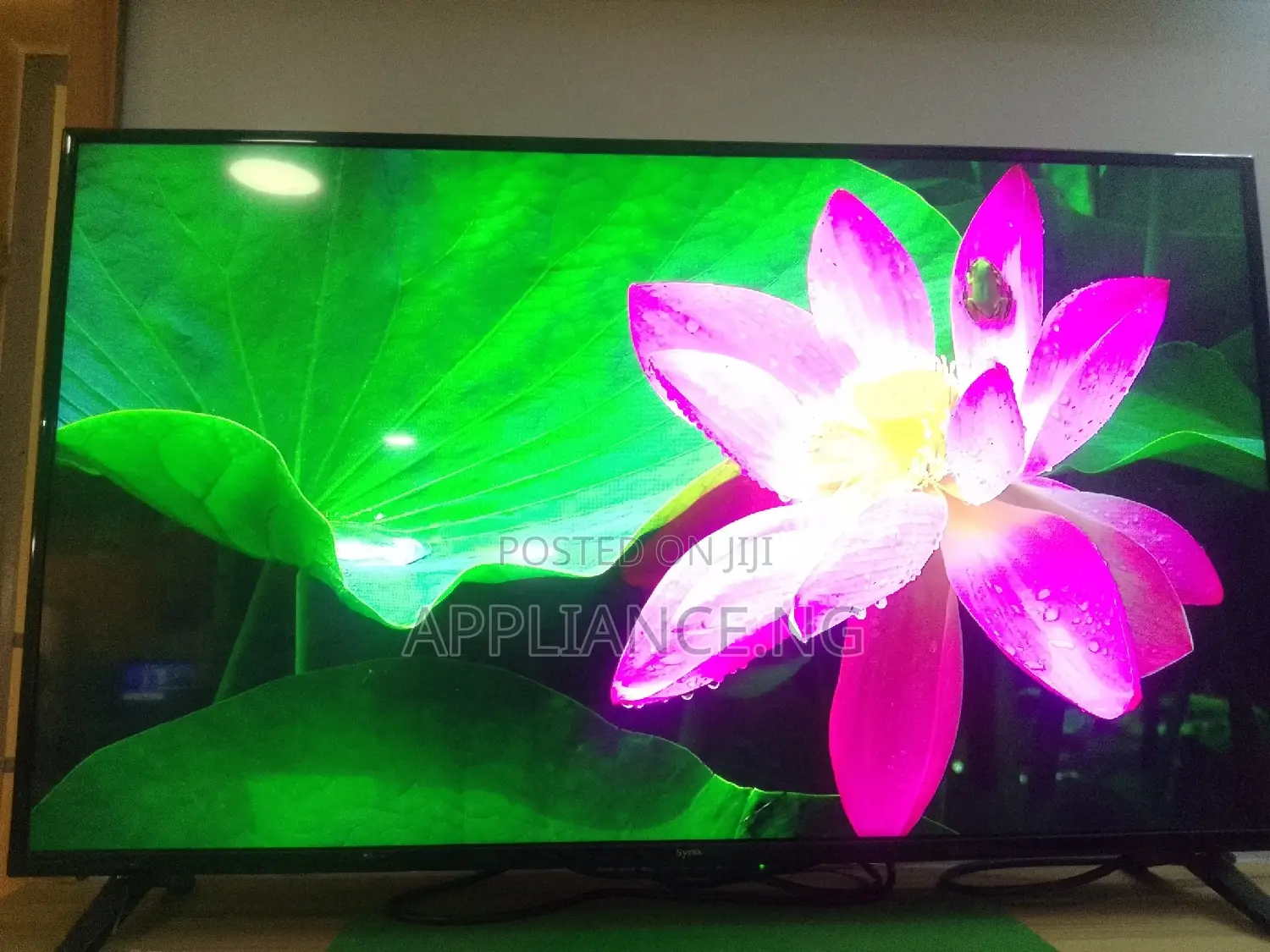 LG 65inches Smart Tv