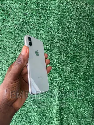 Apple iPhone X 64 GB Silver