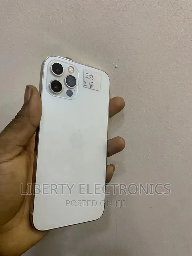 Apple iPhone 12 Pro 256 GB White in Wuse Mobile Phones