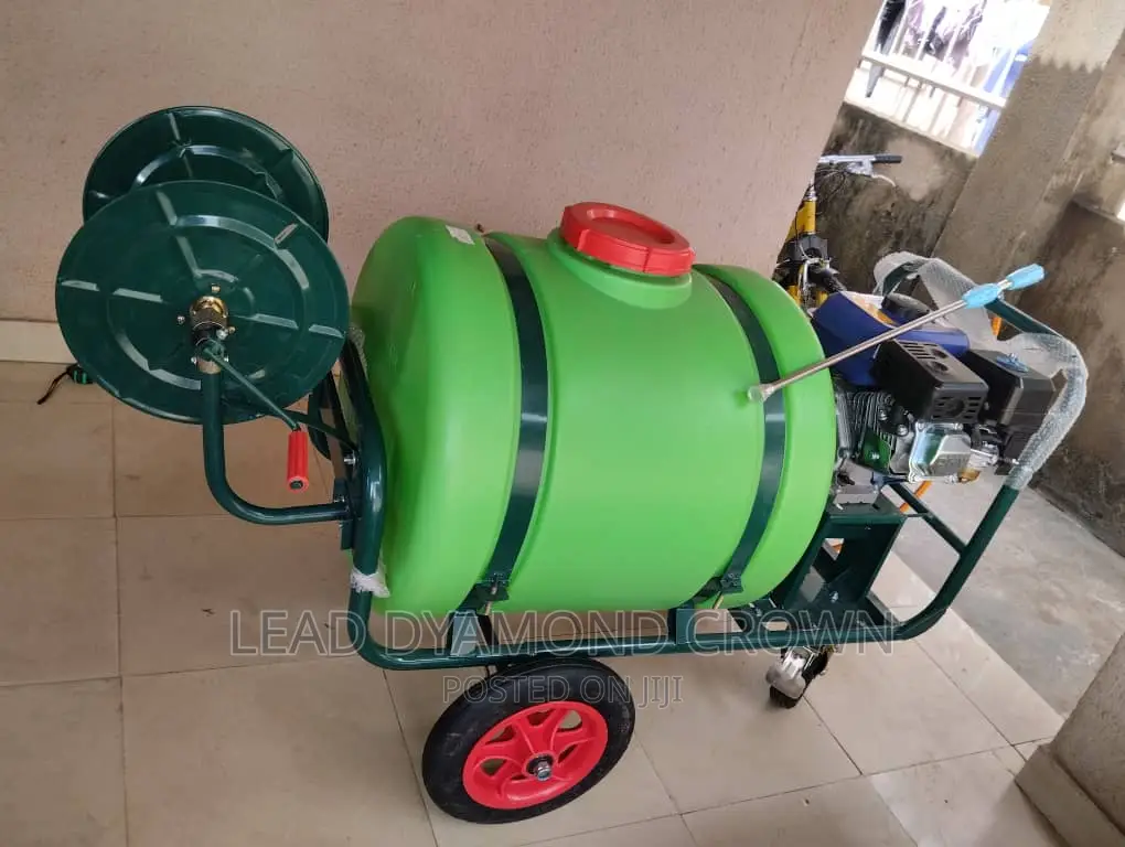 Boom Sprayer Machine