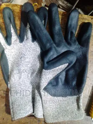 Anti Cut Hand Glove