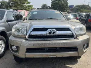 Toyota 4-Runner Limited 2008 Gold