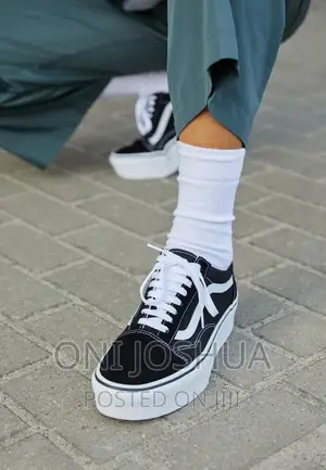 Grade Vans Sneakers