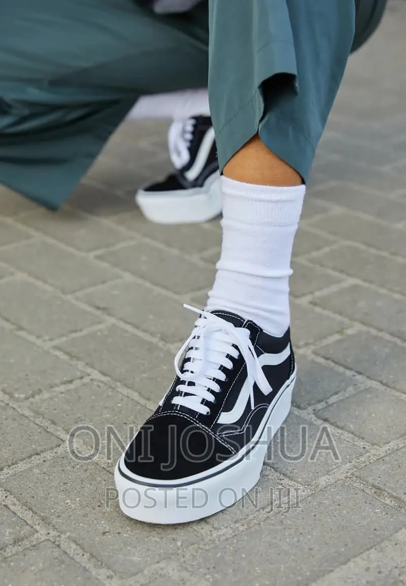 Grade Vans Sneakers