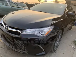 Toyota Camry 2016 Black
