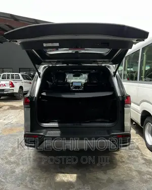 New Lexus LX 2023 Silver