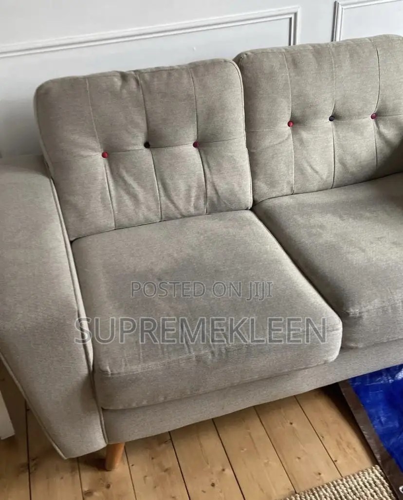 Deep Upholstery Cleaning Service