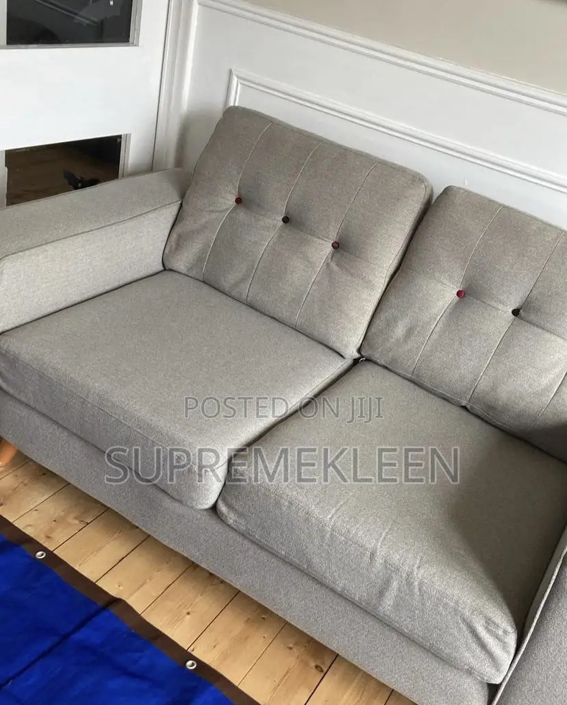 Deep Upholstery Cleaning Service
