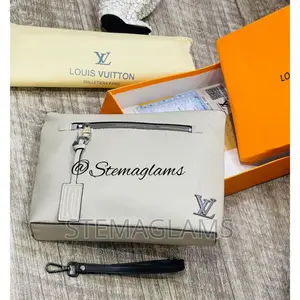 Louis Vuitton Men’S Arm-Pit Purse