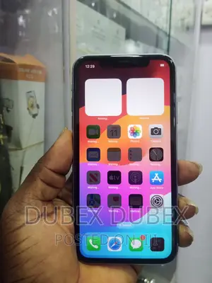 Apple iPhone 11 64 GB Pink