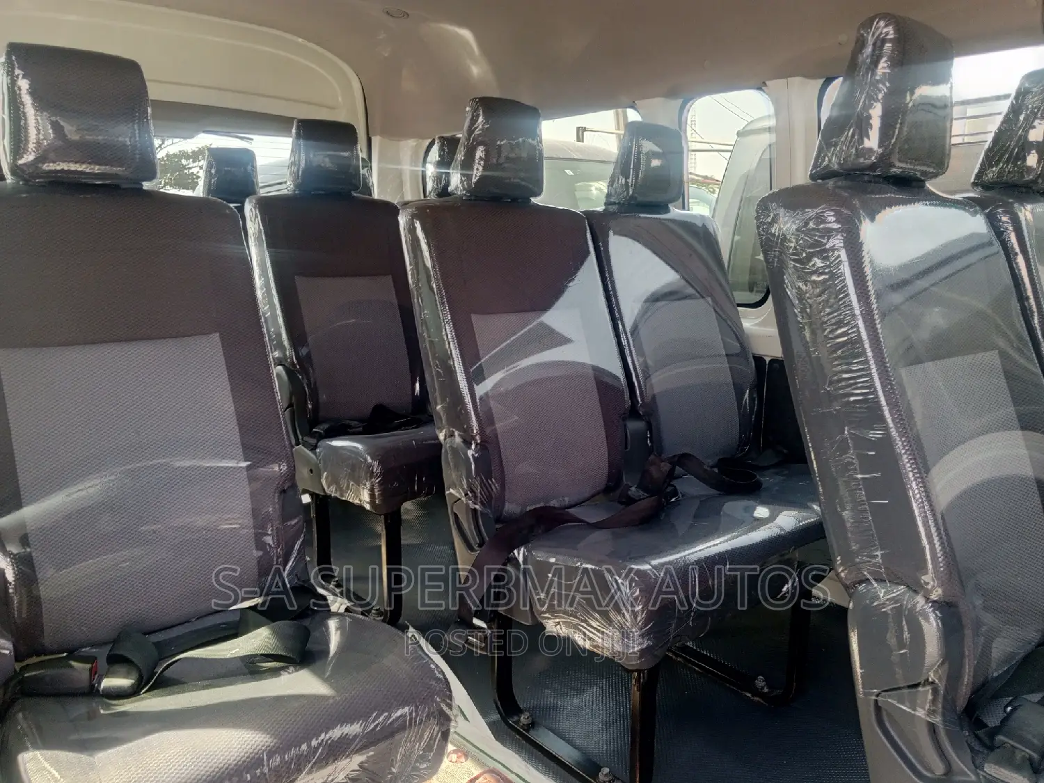 Toyota Grand HiAce 2019 White