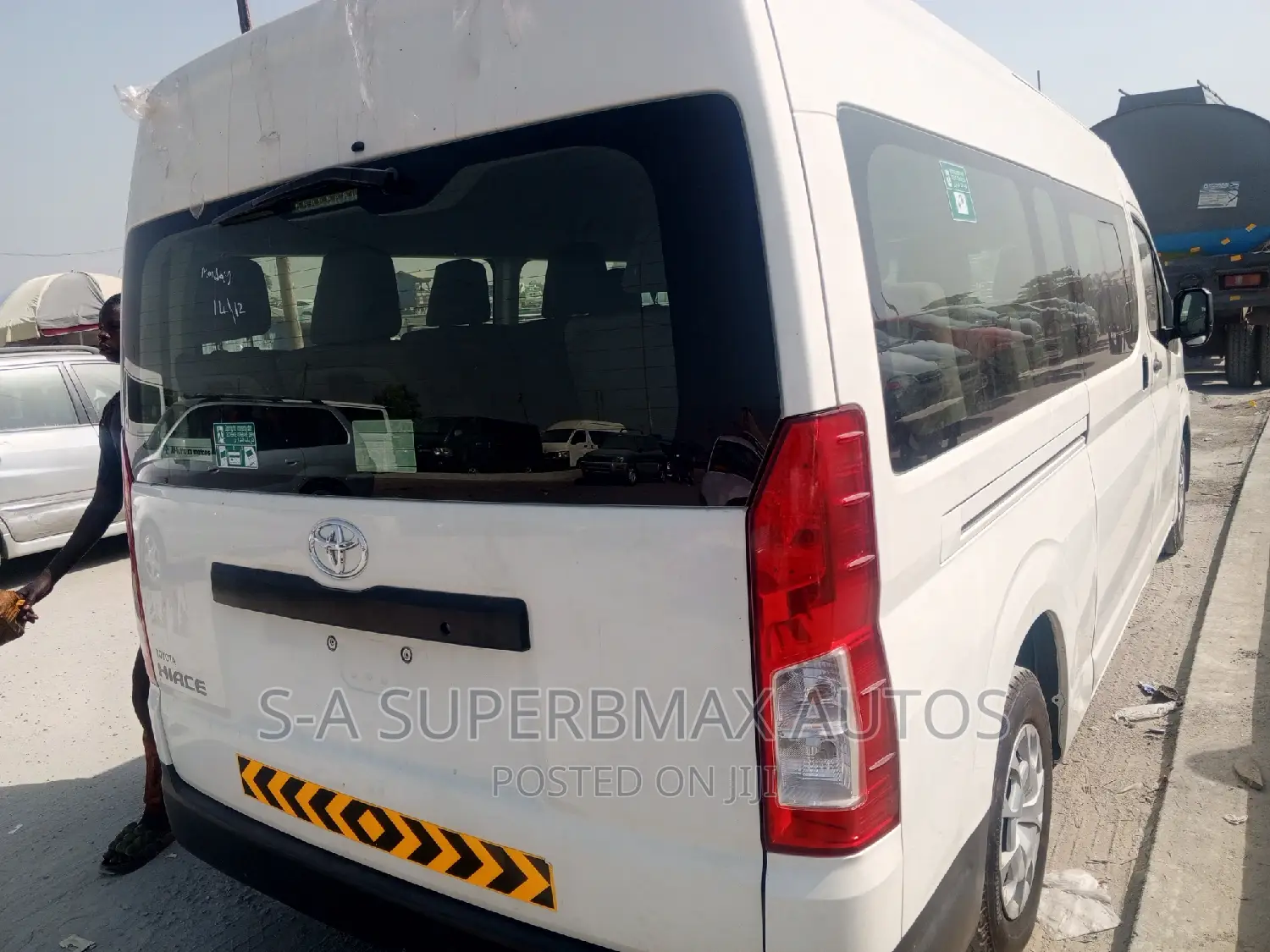 Toyota Grand HiAce 2019 White