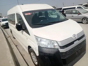 Toyota Grand HiAce 2019 White