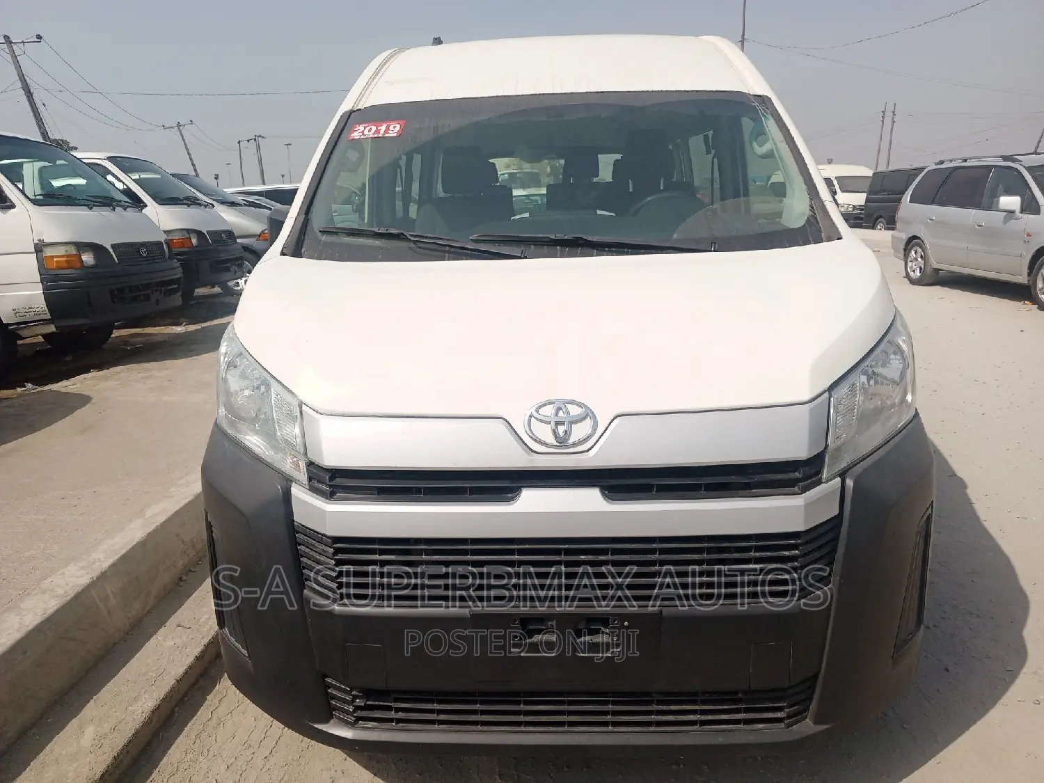 Toyota Grand HiAce 2019 White