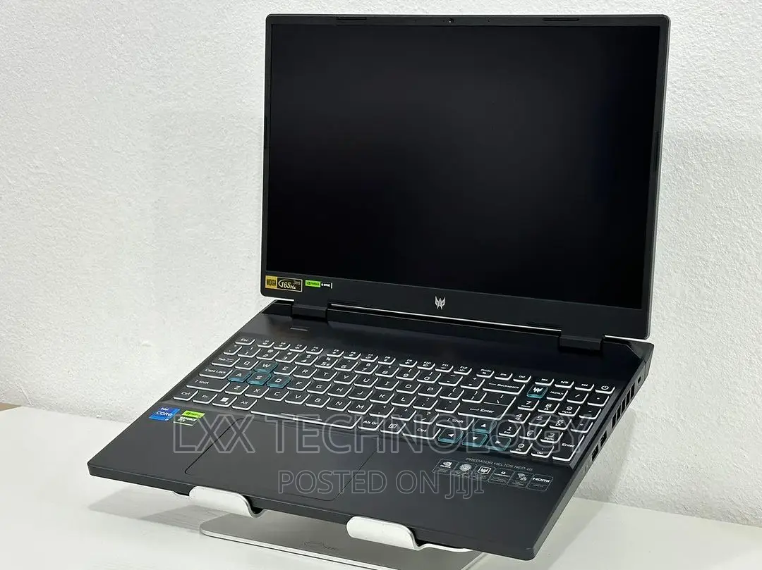 New Laptop Acer Predator Helios 16 16GB Intel Core i7 SSD 512GB