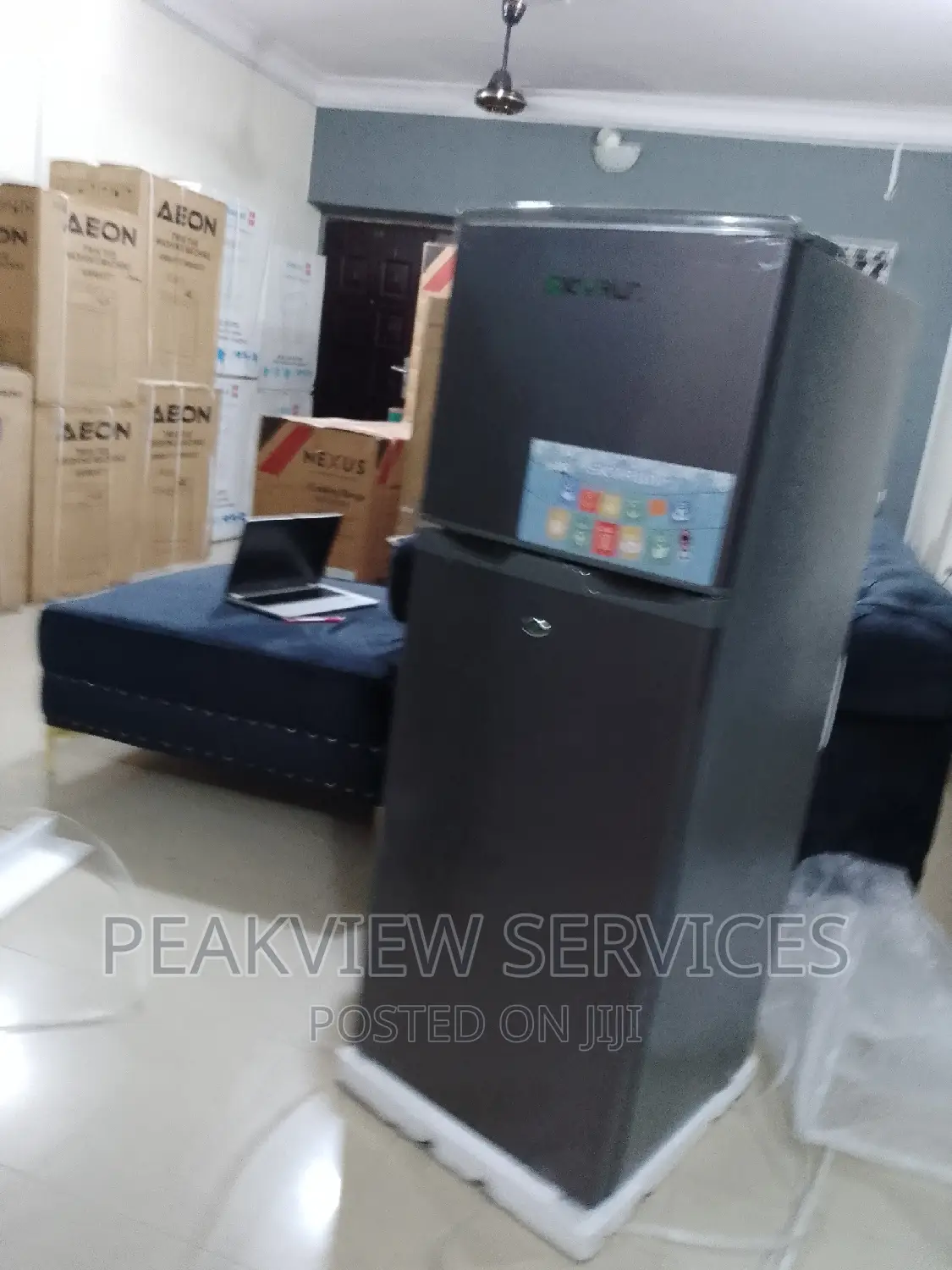 Durable (138L) Double Door Refrigerator With Shelves