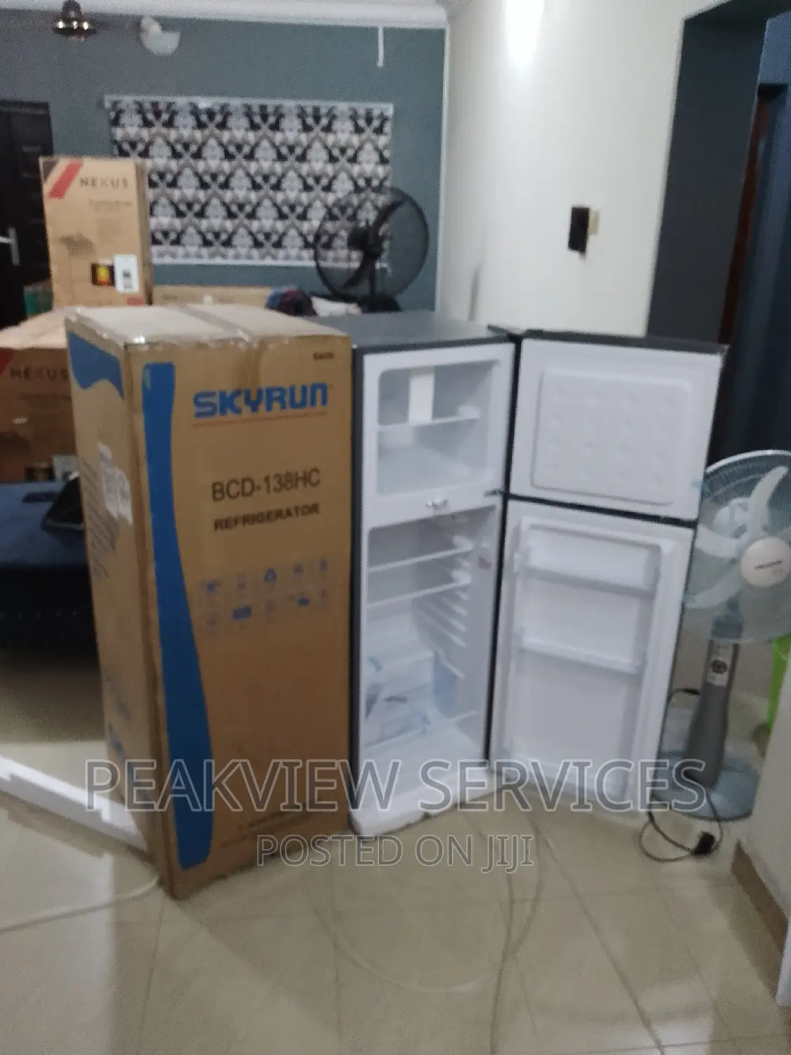 Fast Cooling Skyrun (BCD-138HC) Refrigerator With Shelves