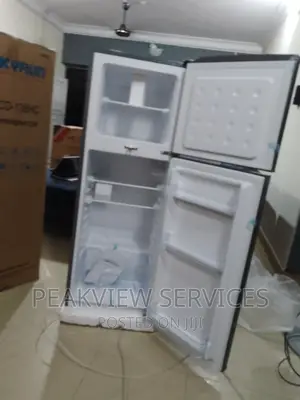 Fast Cooling Skyrun (BCD-138HC) Refrigerator With Shelves