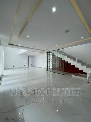 5bdrm Duplex in Lekki Fhase1 for rent