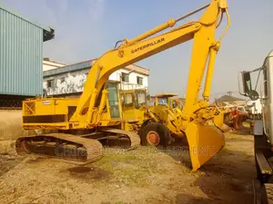 Excavator C 225