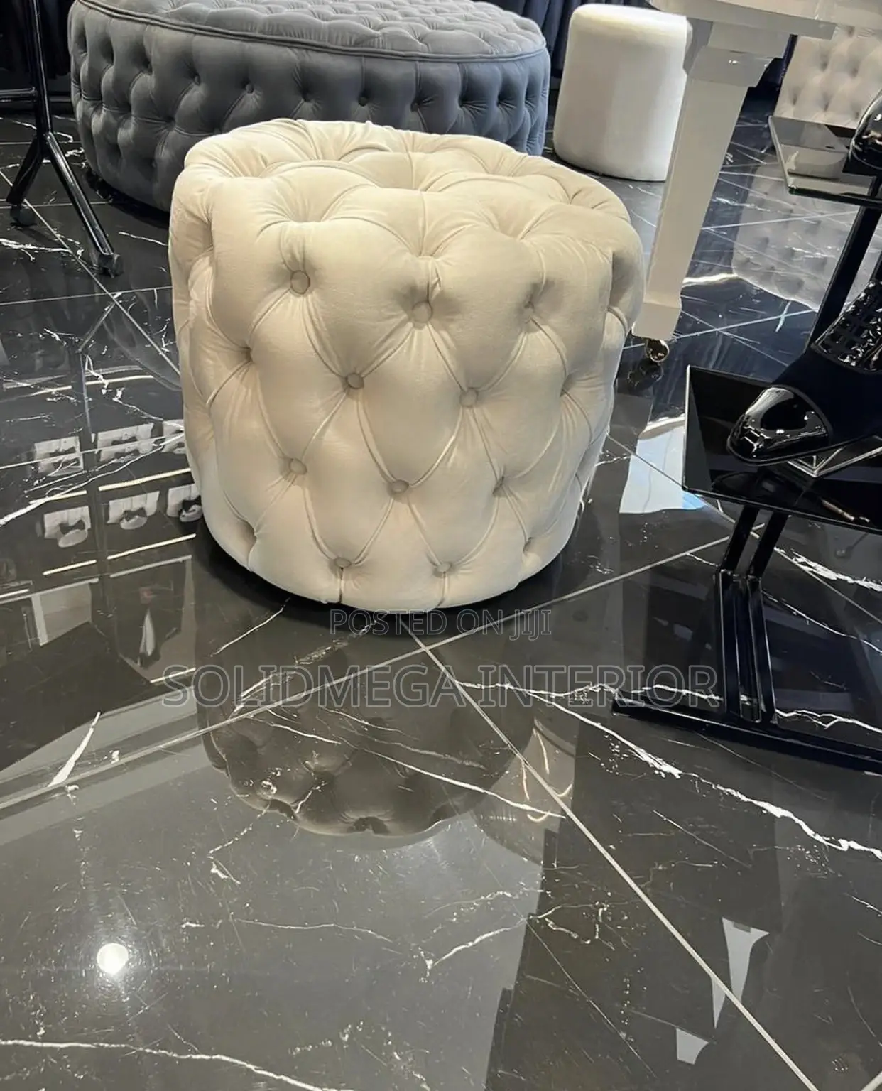 Solid Interior Side Stools